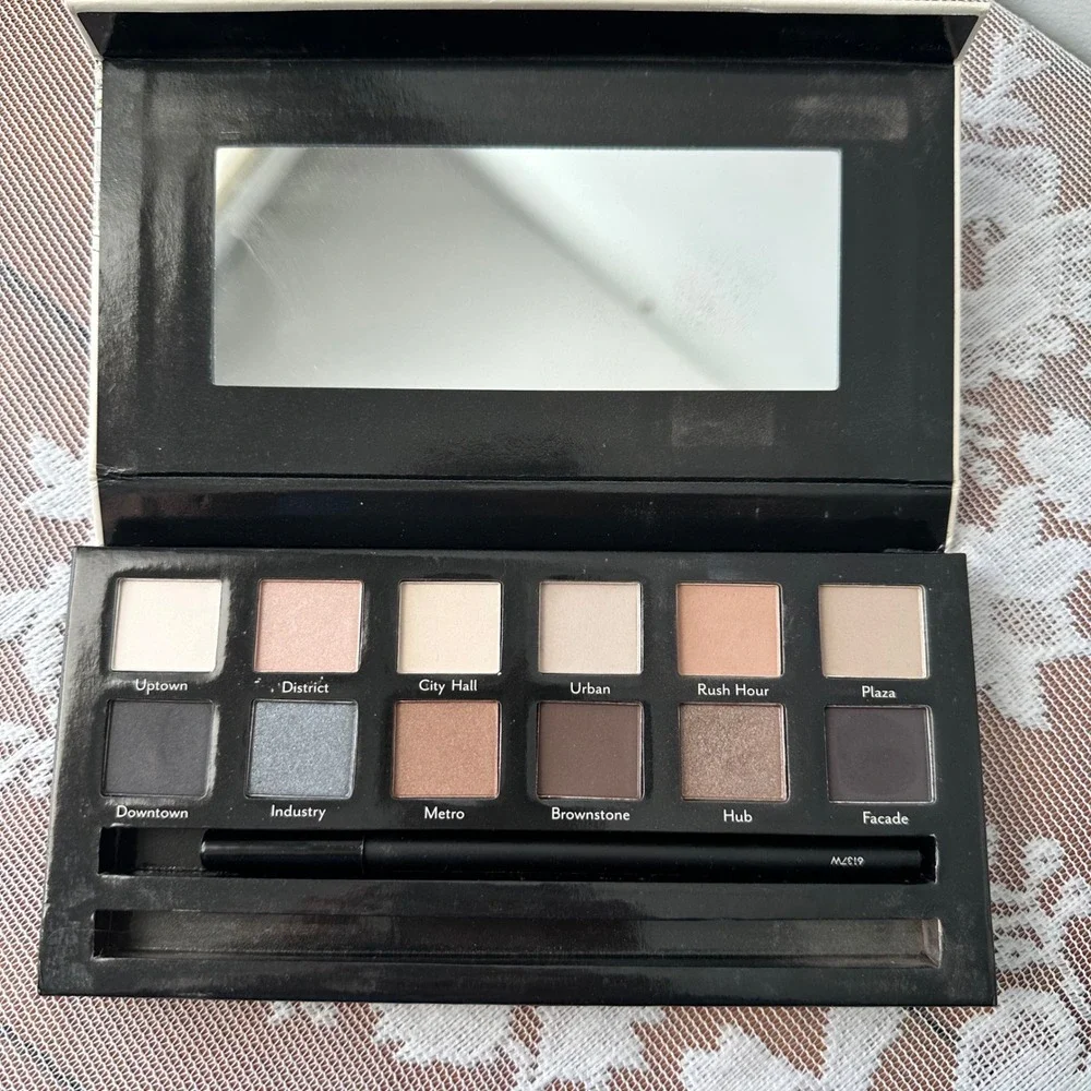 Cargo Cosmetics The Essentials Eyeshadow Palette Women OS Multicolor NYC